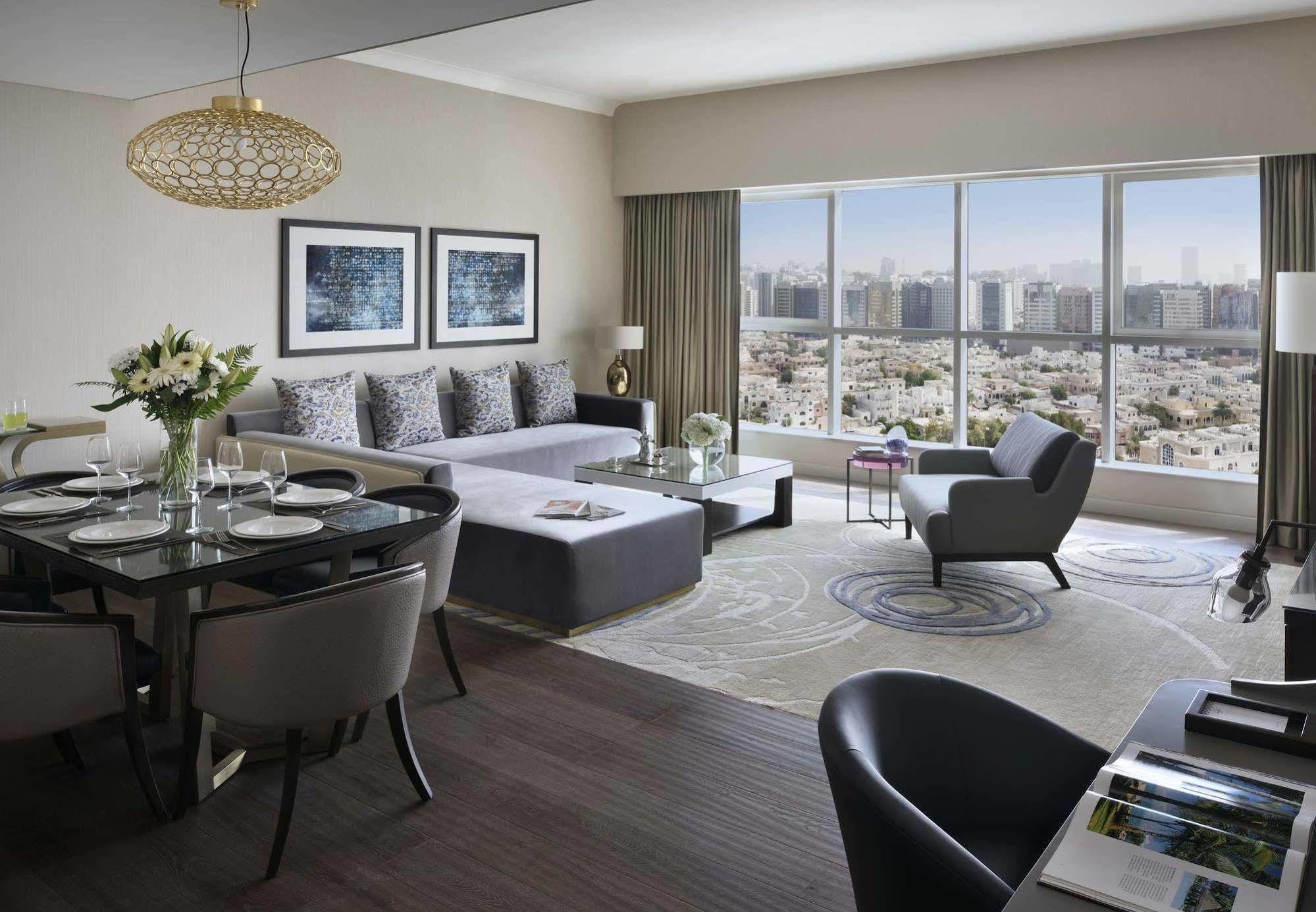 Marriott Executive Downtown, Hotel