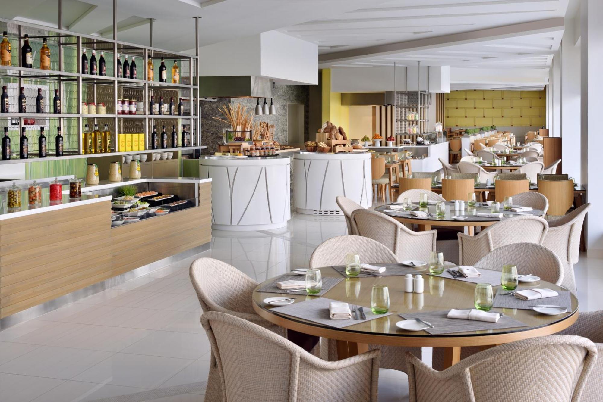 Marriott Executive Downtown, Hotel 4*